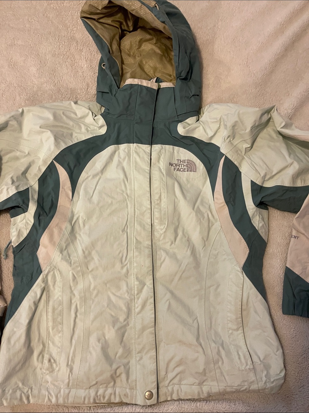 The north face hyvent jacket Women’s M green